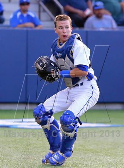 Thumbnail 1 in Grossmont vs. Mira Mesa (CIF SDS D1 Final) photogallery.