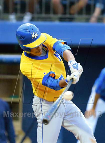 Thumbnail 2 in Grossmont vs. Mira Mesa (CIF SDS D1 Final) photogallery.