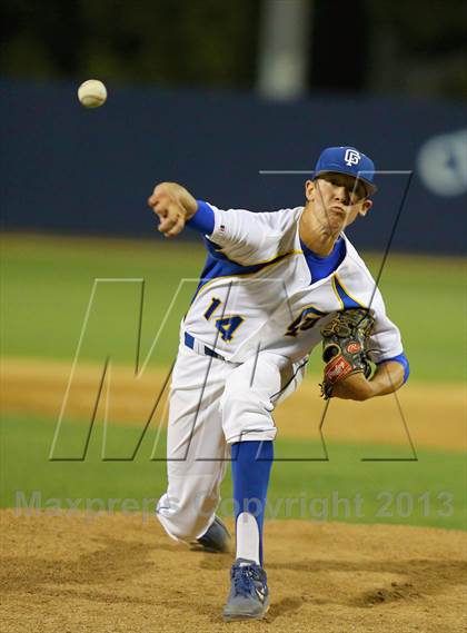 Thumbnail 2 in Grossmont vs. Mira Mesa (CIF SDS D1 Final) photogallery.