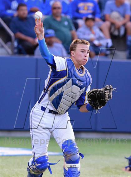 Thumbnail 2 in Grossmont vs. Mira Mesa (CIF SDS D1 Final) photogallery.