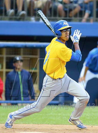 Thumbnail 3 in Grossmont vs. Mira Mesa (CIF SDS D1 Final) photogallery.