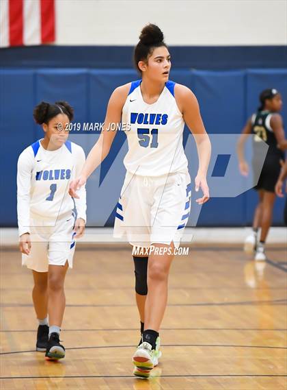 Thumbnail 2 in Grandview vs. Long Beach Poly (Nike Tournament of Champions)  photogallery.