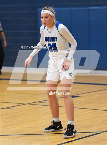 Thumbnail 1 in Grandview vs. Long Beach Poly (Nike Tournament of Champions)  photogallery.