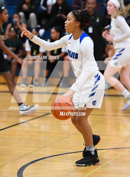 Thumbnail 2 in Grandview vs. Long Beach Poly (Nike Tournament of Champions)  photogallery.