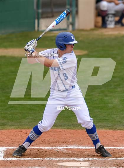 Thumbnail 1 in New Braunfels vs Veterans Memorial (San Antonio Classic) photogallery.