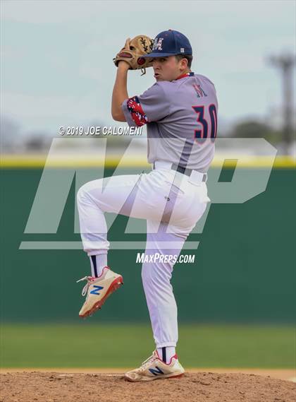 Thumbnail 3 in New Braunfels vs Veterans Memorial (San Antonio Classic) photogallery.