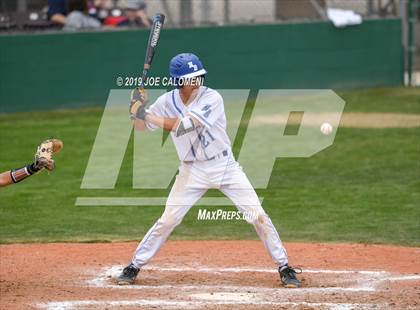 Thumbnail 3 in New Braunfels vs Veterans Memorial (San Antonio Classic) photogallery.