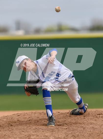 Thumbnail 2 in New Braunfels vs Veterans Memorial (San Antonio Classic) photogallery.