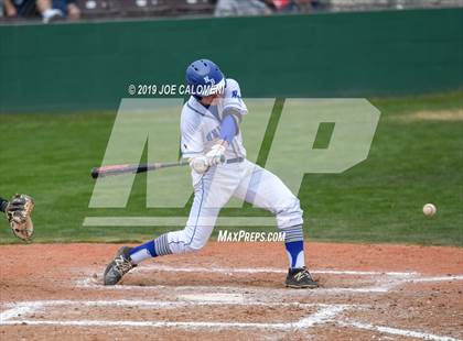 Thumbnail 3 in New Braunfels vs Veterans Memorial (San Antonio Classic) photogallery.