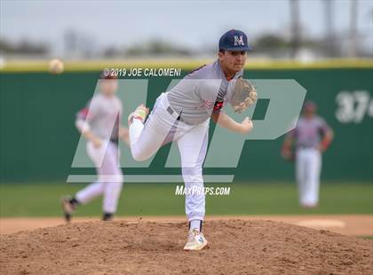 Thumbnail 3 in New Braunfels vs Veterans Memorial (San Antonio Classic) photogallery.