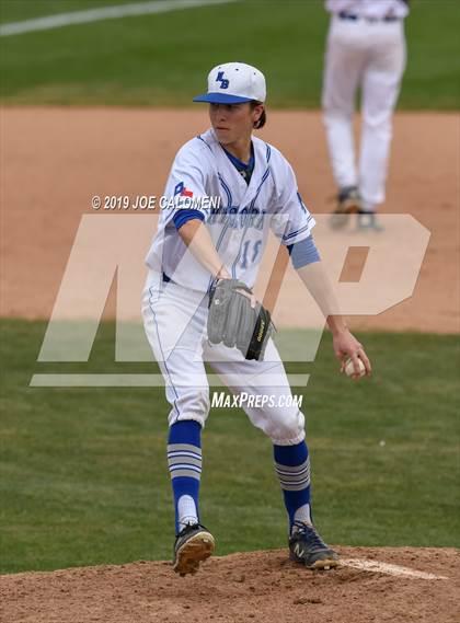 Thumbnail 1 in New Braunfels vs Veterans Memorial (San Antonio Classic) photogallery.