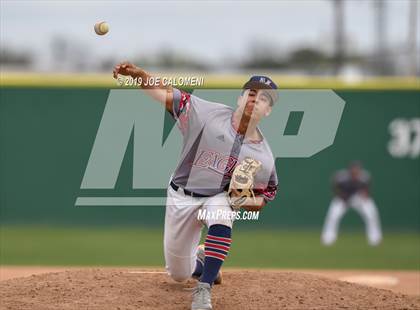 Thumbnail 3 in New Braunfels vs Veterans Memorial (San Antonio Classic) photogallery.