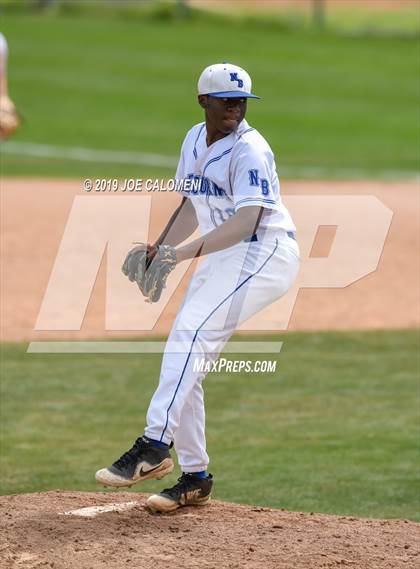 Thumbnail 2 in New Braunfels vs Veterans Memorial (San Antonio Classic) photogallery.