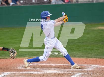 Thumbnail 1 in New Braunfels vs Veterans Memorial (San Antonio Classic) photogallery.