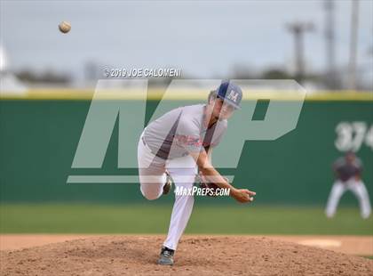 Thumbnail 1 in New Braunfels vs Veterans Memorial (San Antonio Classic) photogallery.