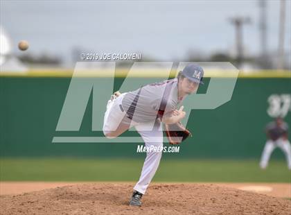 Thumbnail 2 in New Braunfels vs Veterans Memorial (San Antonio Classic) photogallery.