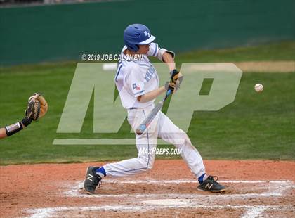 Thumbnail 3 in New Braunfels vs Veterans Memorial (San Antonio Classic) photogallery.