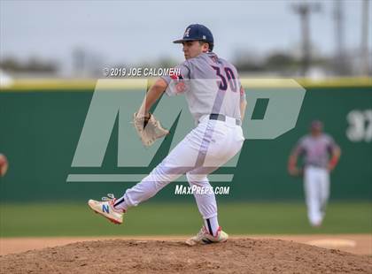 Thumbnail 3 in New Braunfels vs Veterans Memorial (San Antonio Classic) photogallery.