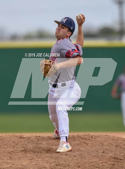 Thumbnail 3 in New Braunfels vs Veterans Memorial (San Antonio Classic) photogallery.