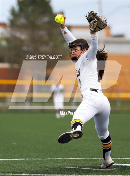 Thumbnail 2 in Wellsville @ Honeoye Falls-Lima photogallery.
