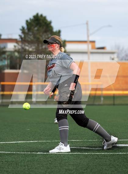 Thumbnail 1 in Wellsville @ Honeoye Falls-Lima photogallery.