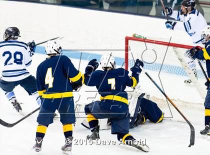 Thumbnail 3 in Xaverian Brothers vs Franklin (MIAA Division 1A PlayIn) photogallery.