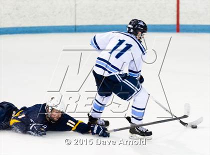 Thumbnail 1 in Xaverian Brothers vs Franklin (MIAA Division 1A PlayIn) photogallery.