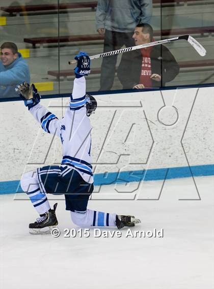 Thumbnail 3 in Xaverian Brothers vs Franklin (MIAA Division 1A PlayIn) photogallery.