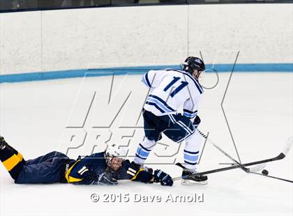 Thumbnail 3 in Xaverian Brothers vs Franklin (MIAA Division 1A PlayIn) photogallery.