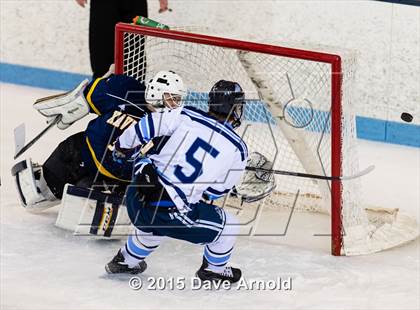 Thumbnail 3 in Xaverian Brothers vs Franklin (MIAA Division 1A PlayIn) photogallery.
