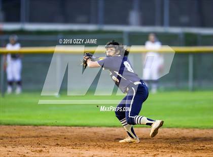 Thumbnail 2 in Brennan vs O'Connor photogallery.