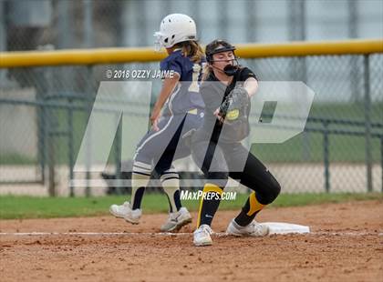Thumbnail 1 in Brennan vs O'Connor photogallery.