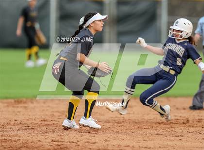 Thumbnail 1 in Brennan vs O'Connor photogallery.