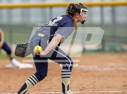 Thumbnail 1 in Brennan vs O'Connor photogallery.