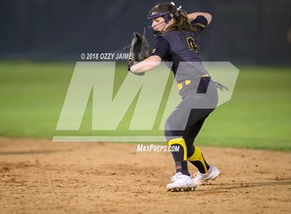 Thumbnail 3 in Brennan vs O'Connor photogallery.