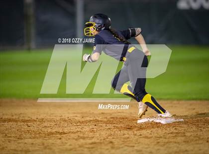 Thumbnail 3 in Brennan vs O'Connor photogallery.