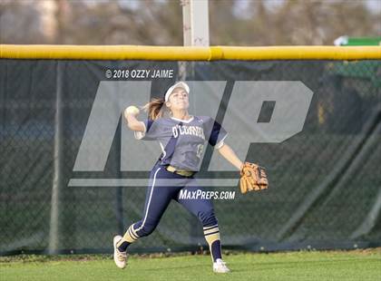 Thumbnail 1 in Brennan vs O'Connor photogallery.