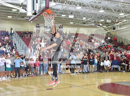 Thumbnail 3 in Rancho Mirage Holiday Invitational DUNK CONTEST photogallery.