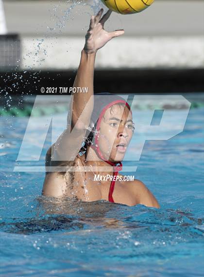 Thumbnail 2 in Portola vs. Valley View (Corona Tournament) photogallery.