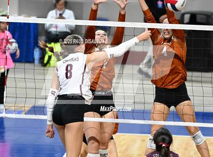 Thumbnail 1 in Berthoud vs. Mead (CHSAA 4A 1st Round) photogallery.