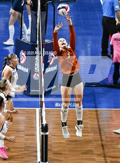 Thumbnail 3 in Berthoud vs. Mead (CHSAA 4A 1st Round) photogallery.