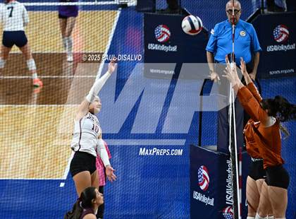 Thumbnail 2 in Berthoud vs. Mead (CHSAA 4A 1st Round) photogallery.