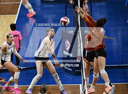 Thumbnail 2 in Berthoud vs. Mead (CHSAA 4A 1st Round) photogallery.