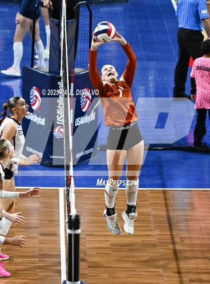 Thumbnail 2 in Berthoud vs. Mead (CHSAA 4A 1st Round) photogallery.