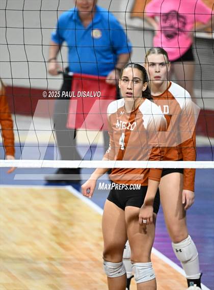 Thumbnail 1 in Berthoud vs. Mead (CHSAA 4A 1st Round) photogallery.