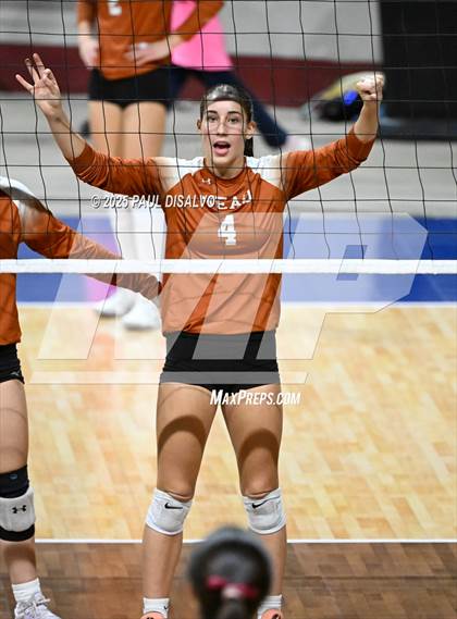 Thumbnail 1 in Berthoud vs. Mead (CHSAA 4A 1st Round) photogallery.