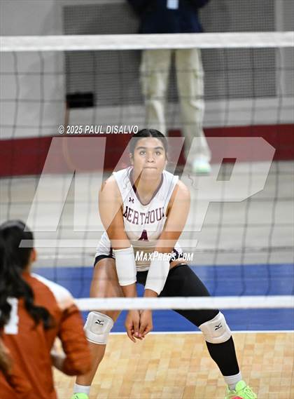 Thumbnail 3 in Berthoud vs. Mead (CHSAA 4A 1st Round) photogallery.