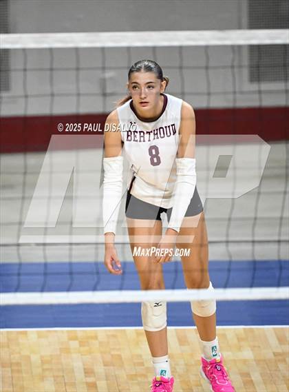 Thumbnail 2 in Berthoud vs. Mead (CHSAA 4A 1st Round) photogallery.