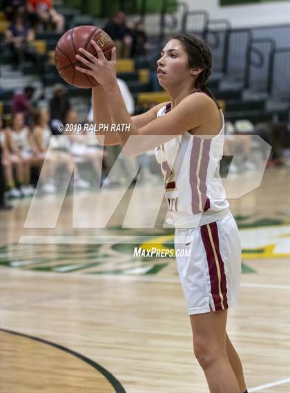 Thumbnail 2 in Pleasant Valley vs. West Valley (Red Bluff Holiday Classic) photogallery.