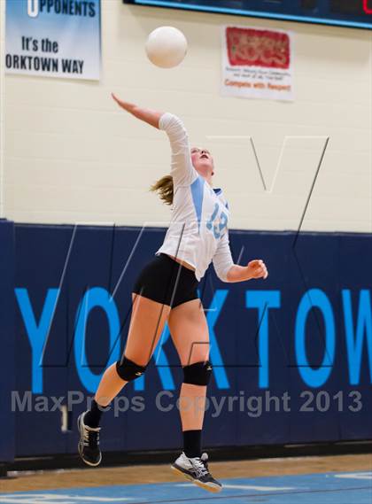 Thumbnail 3 in Centreville @ Yorktown photogallery.